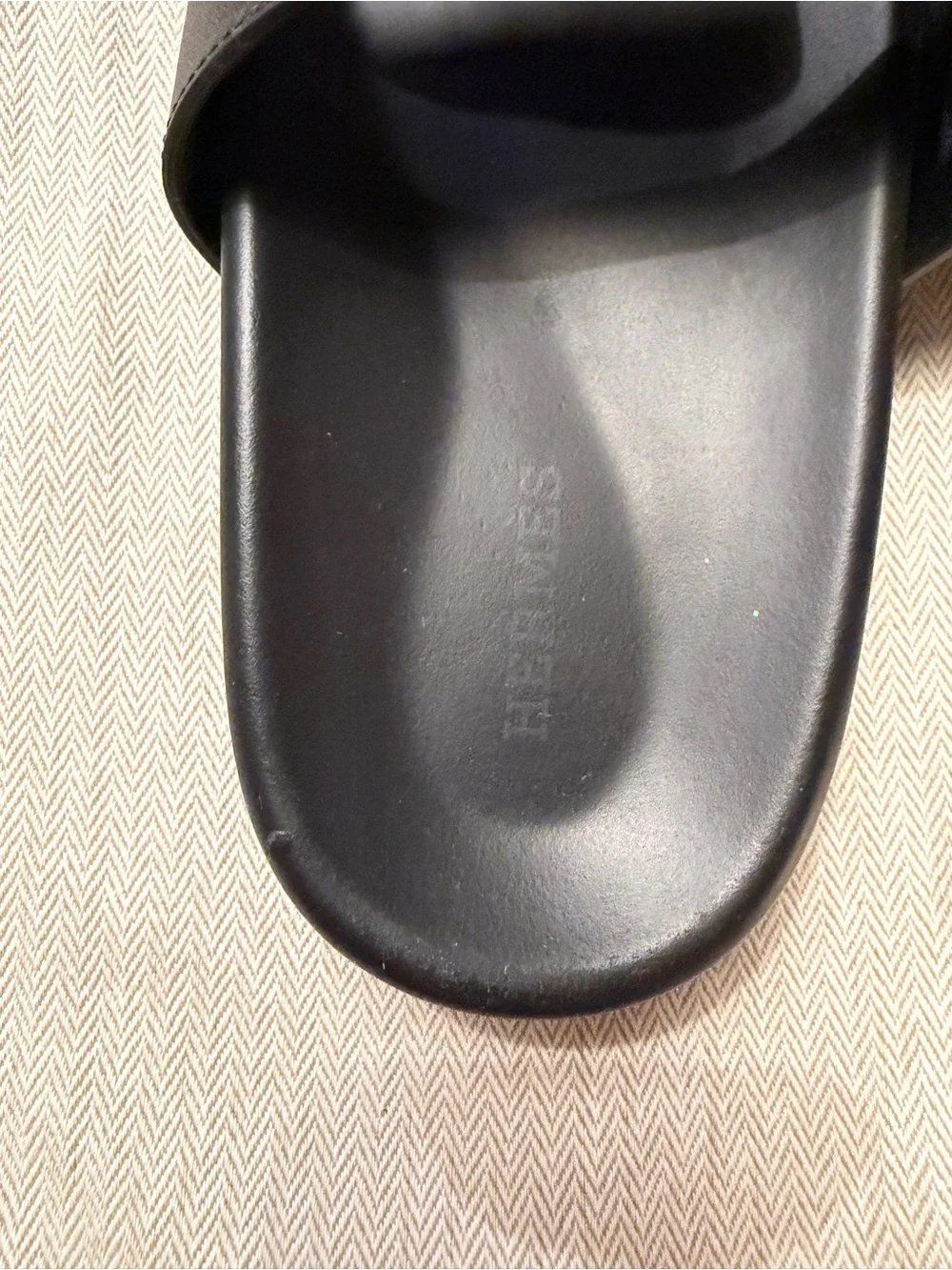 Hermès Black Chypre Sandal